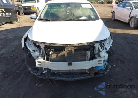 2018 Chevrolet Malibu Lt z USA, uszkodzony, nr VIN 1G1ZD5ST6JF266467